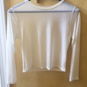 Cropped white mesh 3/4 sleeve shirt